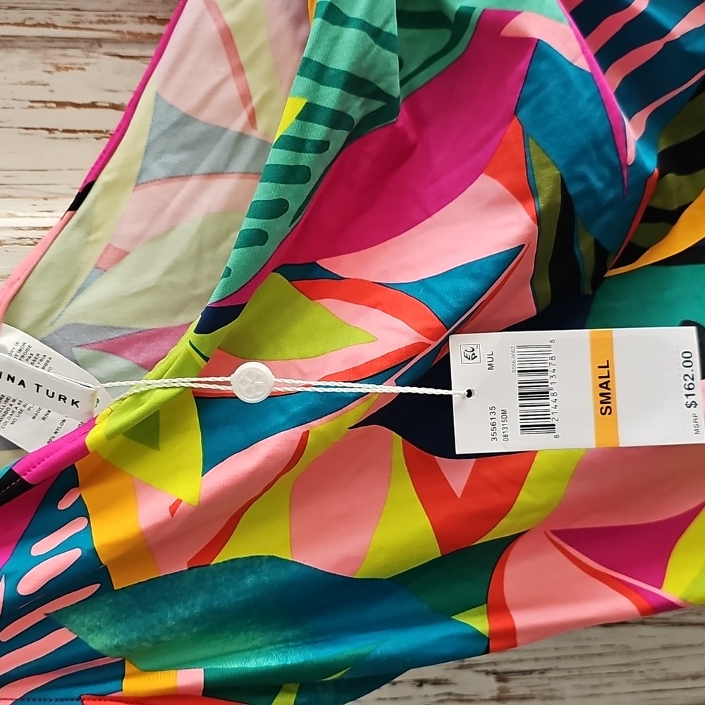 NWT Trina Turk One-Shoulder Leaf Print Dress in Pink, Green, Blue - SIZE SMALL - Picture 2 of 4